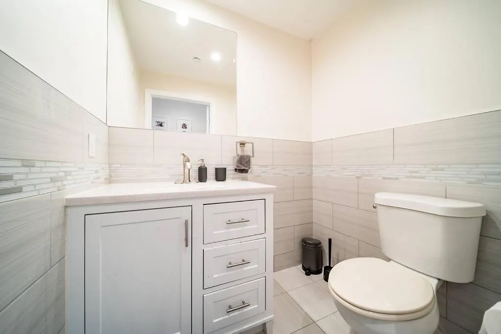 Hype Inspired Urban Escape 3 Bed By Sofi And Lax Apartment Los Angeles